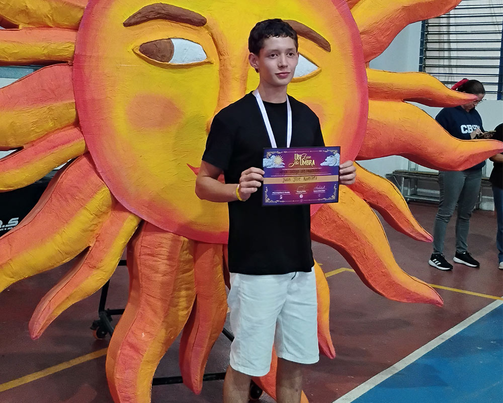 Mejor dibujo de Maratón en el festival de arte juvenil Art Fest