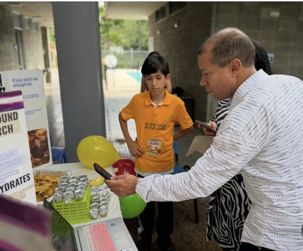 Padres viviendo el PYP Exhibition